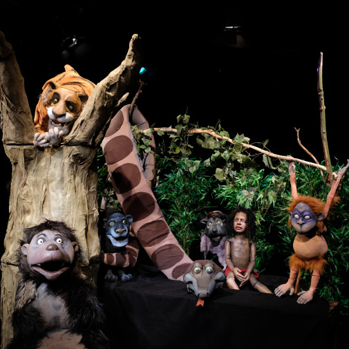 Gruppenbild vom Dschungelbuch mit Shir Khan, Balu, Baghira, Kaa, Mogli, Akela und King Louis